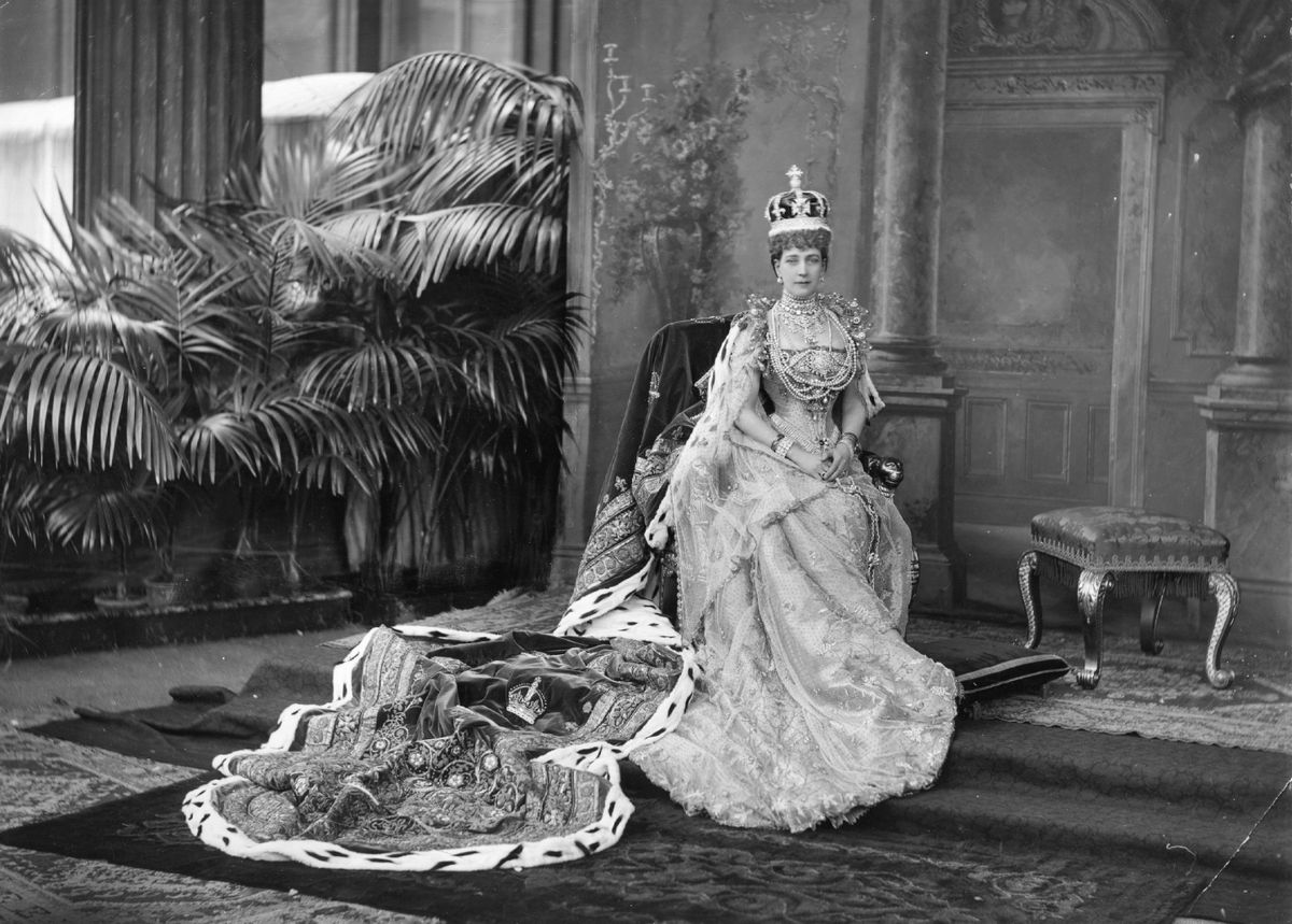 A brit királyi család első divatdiktátora, Alexandra királyné határozta meg a viktoriánus trendeket.