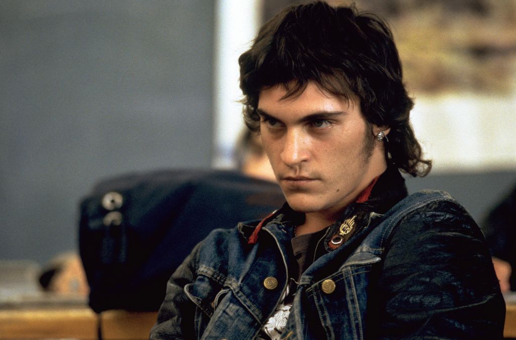 2000-ben a Gladiátor című filmben Commodus római császár szerepében.