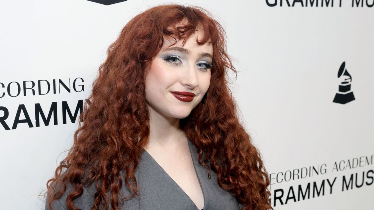 Visszatért a '70-es évek diszkósminkje