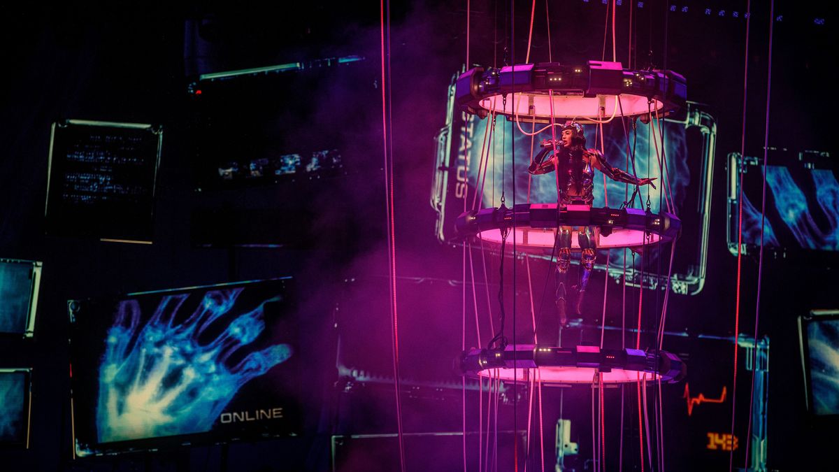 Katy Perry két órás koncertet adott Budapesten.