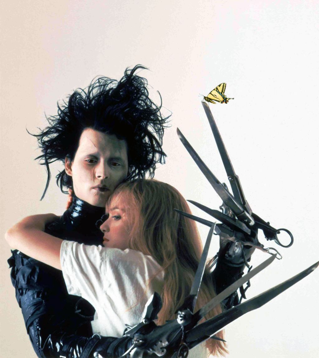 1990-ben Johnny Depp alkotótársával és akkori szerelmével az Ollókezű Edward című filmben.