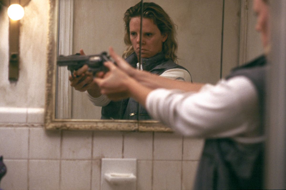 Charlize Theron A rém című filmben, mint Aileen Wuornos.