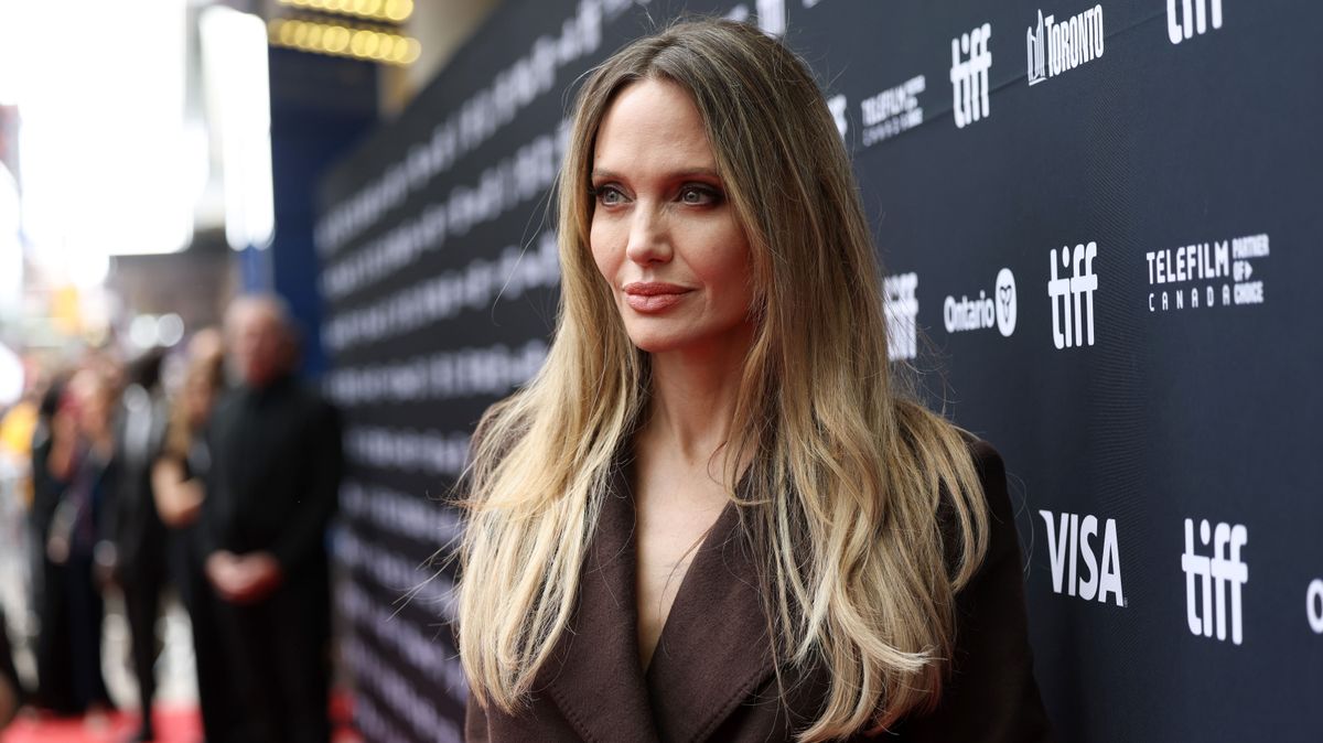 Angelina Jolie ellen ellenkérelmet nyújtott be Brad Pittnek