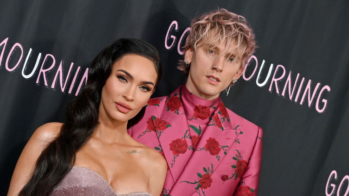 Újra együtt Megan Fox, és Machine Gun Kelly. A friss szülőket lefotózták, miközben a kislányukkal sétáltak az utcán
