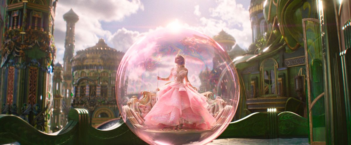 Ariana Grande USA.Ariana Grande in CUniversal Pictures new film: Wicked: For Good 2025. Plot: Elphaba, the future Wicked Witch of the West and her relationship with Glinda, the Good Witch of the North. The second of a two-part feature film adaptation of the Broadway musical. LMK106-J11336-091025 MEDIA. Editorial Only. Landmark Media is not the copyright owner of these Film or TV stills but provides a service only for recognised Media outlets.,Image: 1045962470, License: Rights-managed, Restrictions: imago is entitled to issue a simple usage license at the time of provision. Personality and trademark rights as well as copyright laws regarding art-works shown must be observed. Commercial use at your own risk.;PUBLICATIONxNOTxINxUKxUSAxCAN, Model Release: no