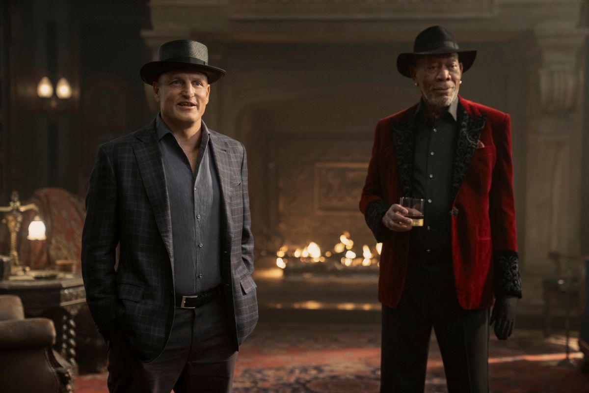Woody Harrelson Merrit McKinney-ként és Morgan Freeman Thaddeus Bradley-ként