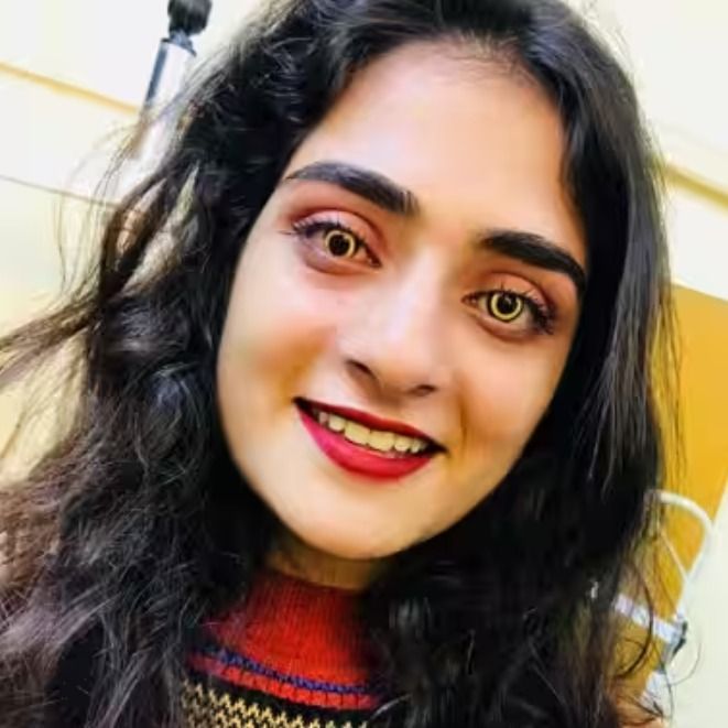 Luxuskontaktlencse indiai nő szemében