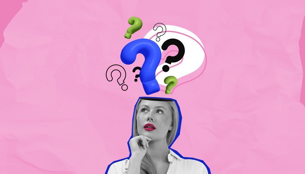 Matematikai IQ-teszten gondolkodó nő.