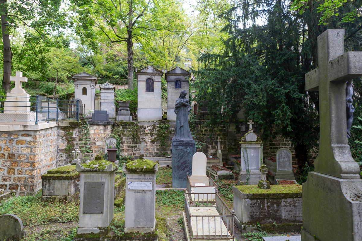 A Père-Lachaise temető Párizs egyik leghíresebb sírkertje