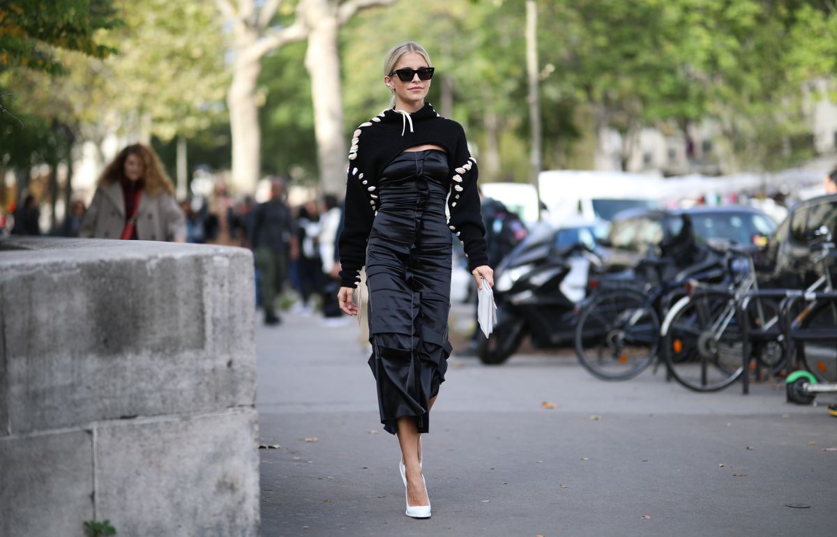 Fekete, kötött boleró