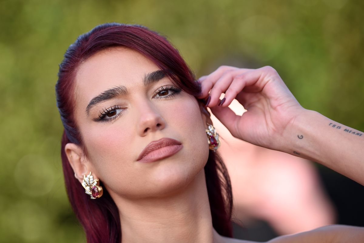 Dua Lipa alapozója mindig hibátlan 