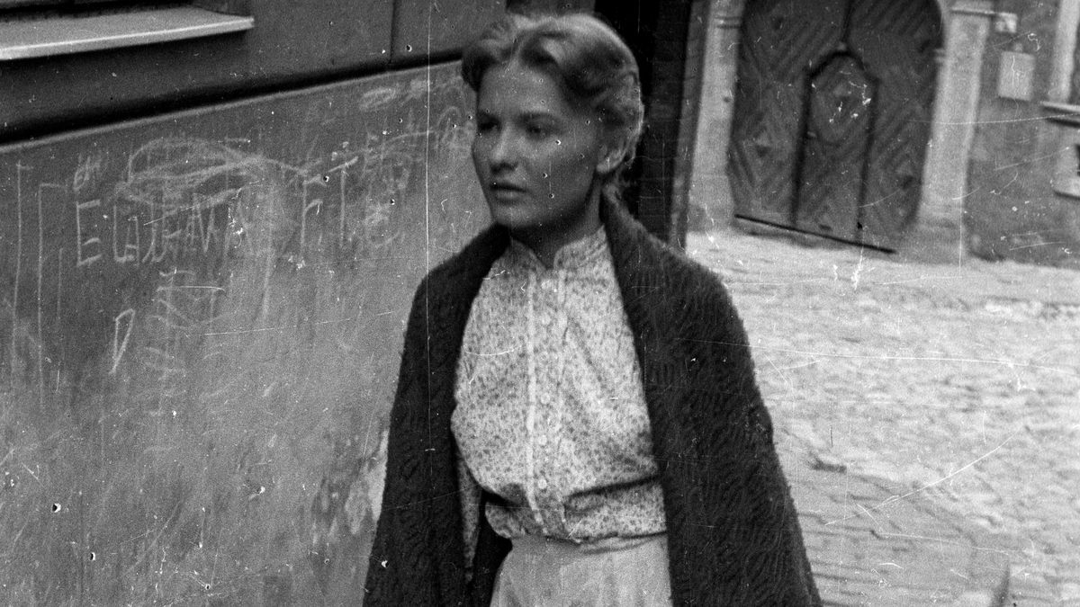 Magyar regények főhősei kvíz: Törőcsik Mari filmszerepe az Édes Anna című nagysikerű regény filmadaptációjában