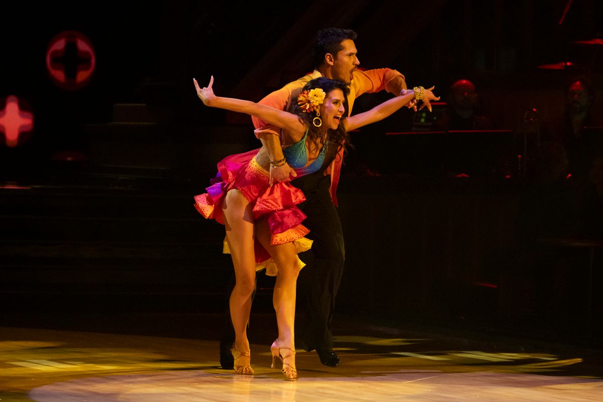 Hilaria Baldwin profi partnere Gleb Savchenko volt