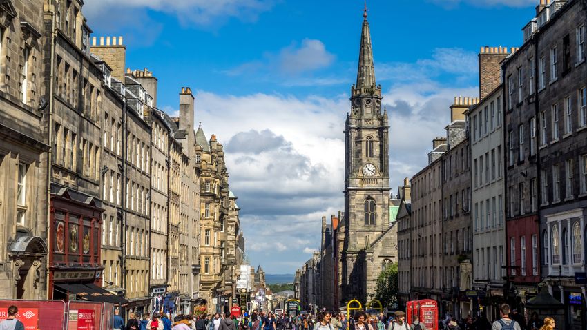 Kvíz kérdést ábrázoló kép.