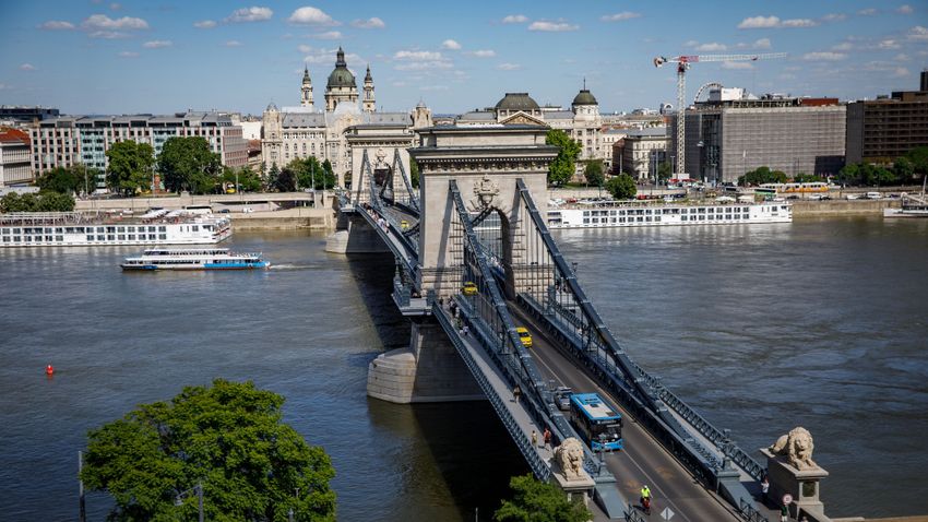 Kvíz kérdést ábrázoló kép.