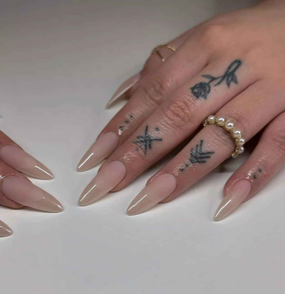 francia manikűr műköröm