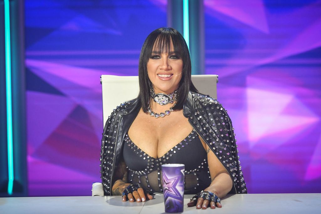 Minden eddiginél fényesebben ragyogott a zsűri a Megasztár 4. élő show-jában.