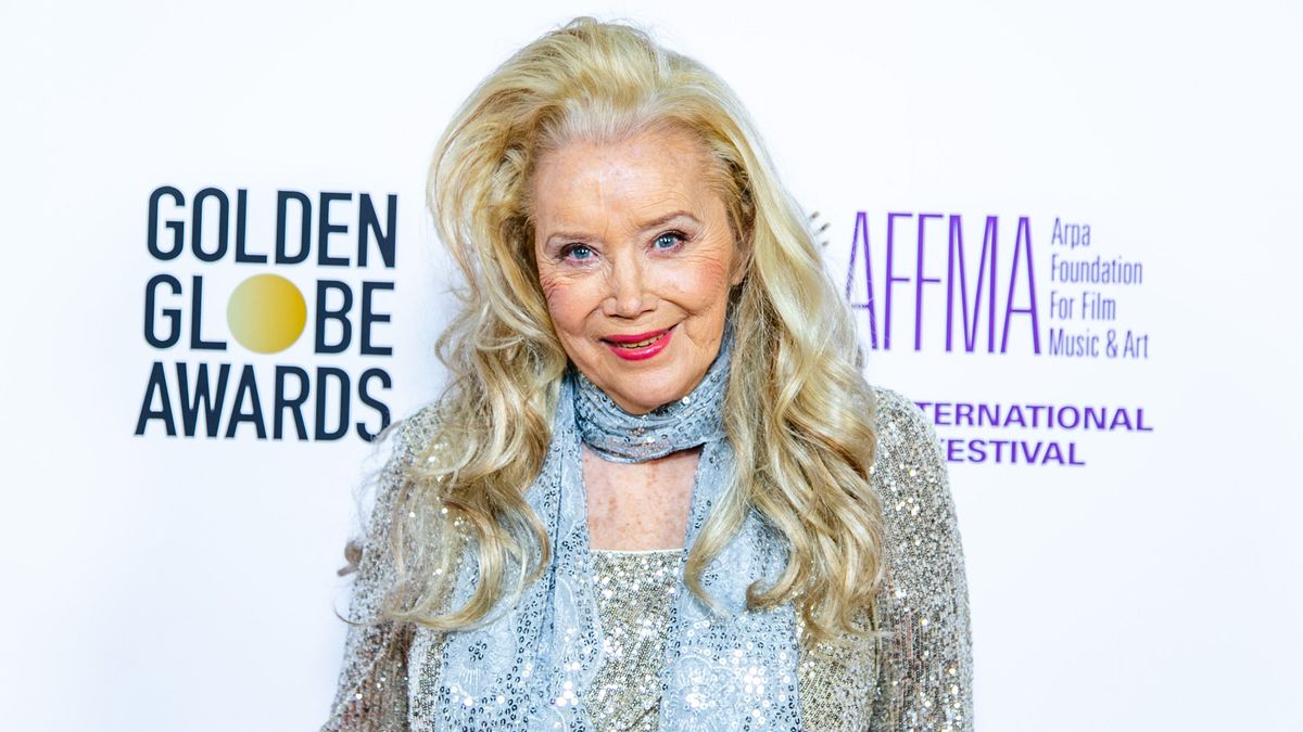 Sally Kirkland súlyos beteg