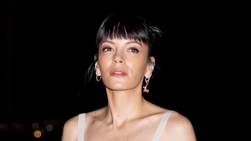 Lily Allen tökéletes alakot villantott