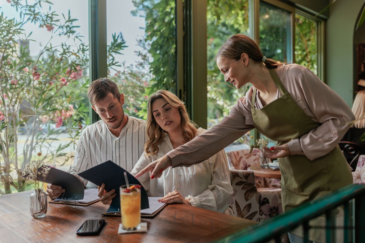 A borravaló nélkül maradt pincérnő esetén felháborodtak az internetezők - Képünk illusztráció