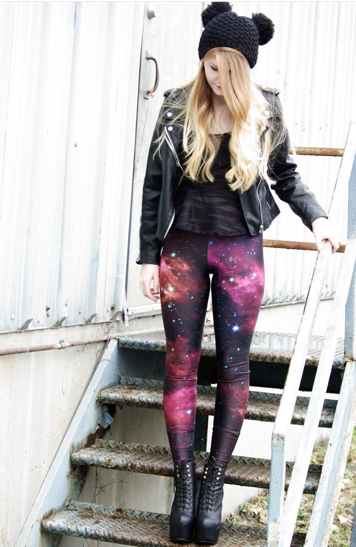 galaxis mintás leggings