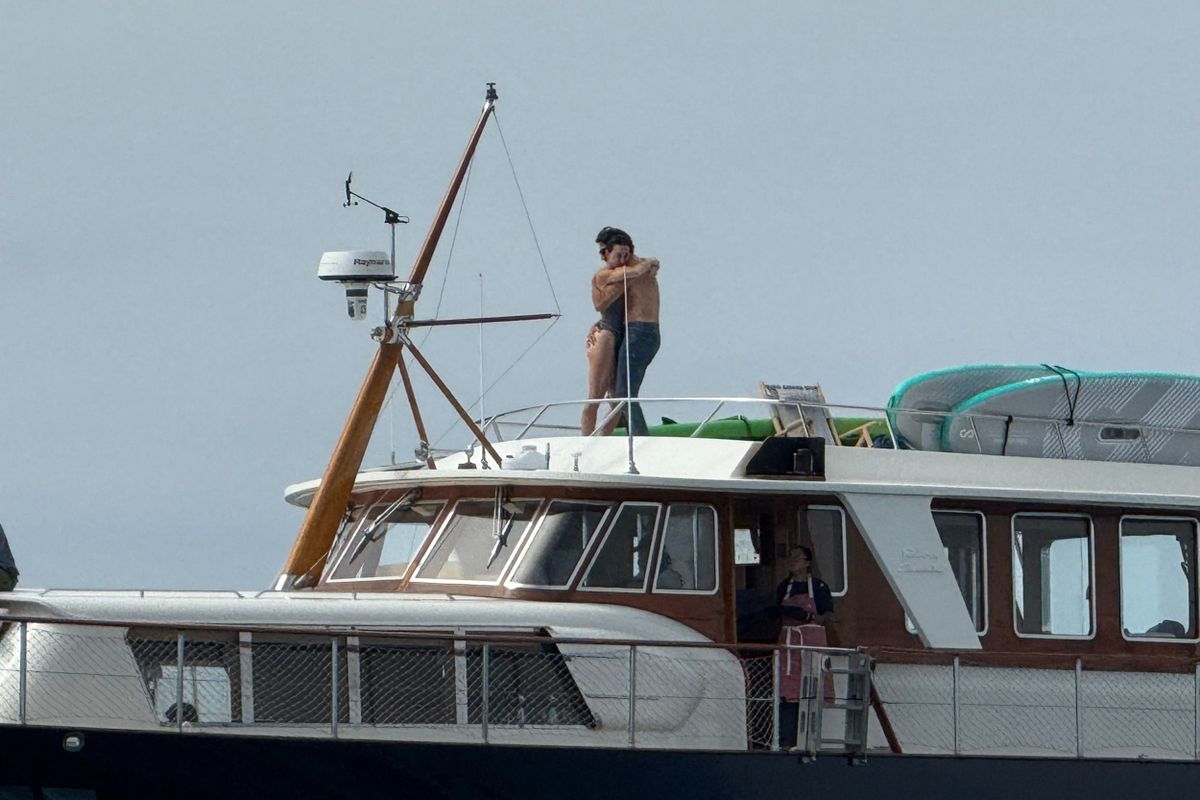 Katy Perryt és Justin Trudeau-t egy jachton látták csókolózni még mielőtt felvállalták a kapcsolatukat.