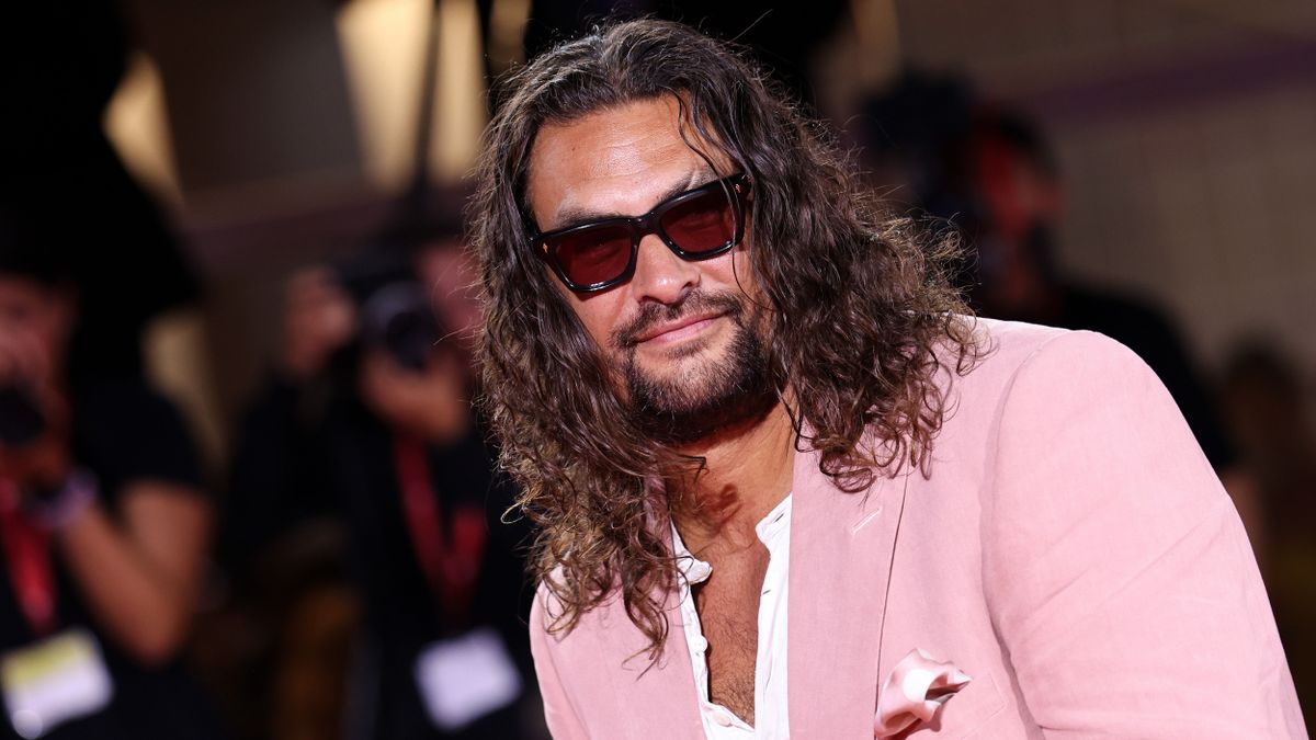 Visszaéltek Jason Momoa személyazonosságával: kisemmiztek egy nyugdíjast asszonyt