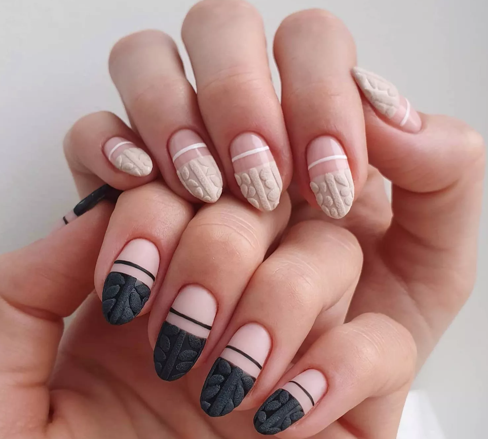 fekete fehér köröm