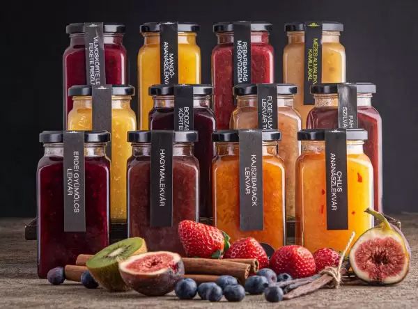 Karácsonyi lekvárválogatás by Kaldeneker Forrás: lekvaroshaz.hu