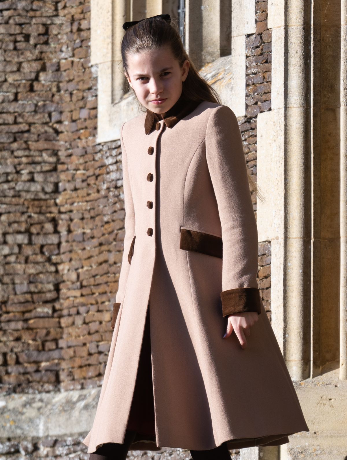 Sarolta hercegnő édesanyja ikonikus kabátját idézte Sandringhamben