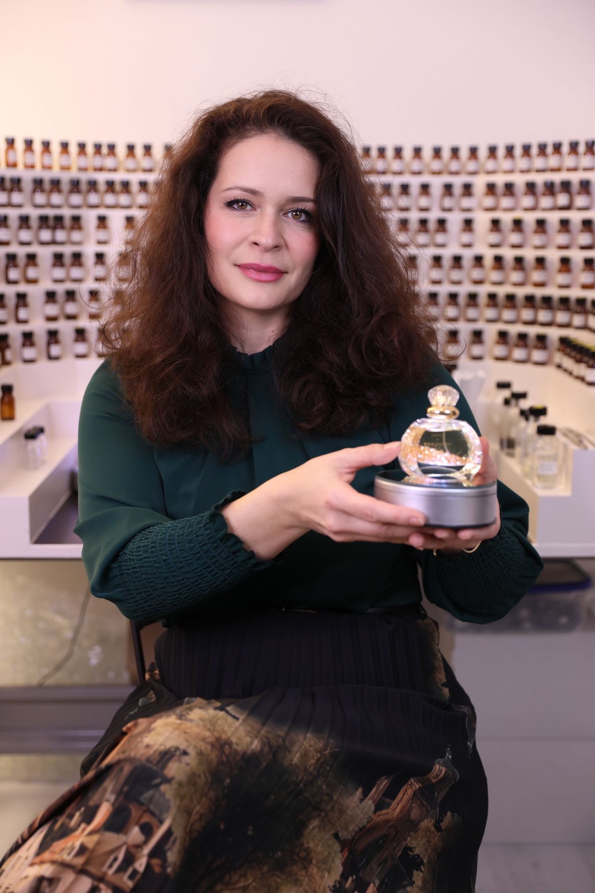 Minya Viktória, parfümőr