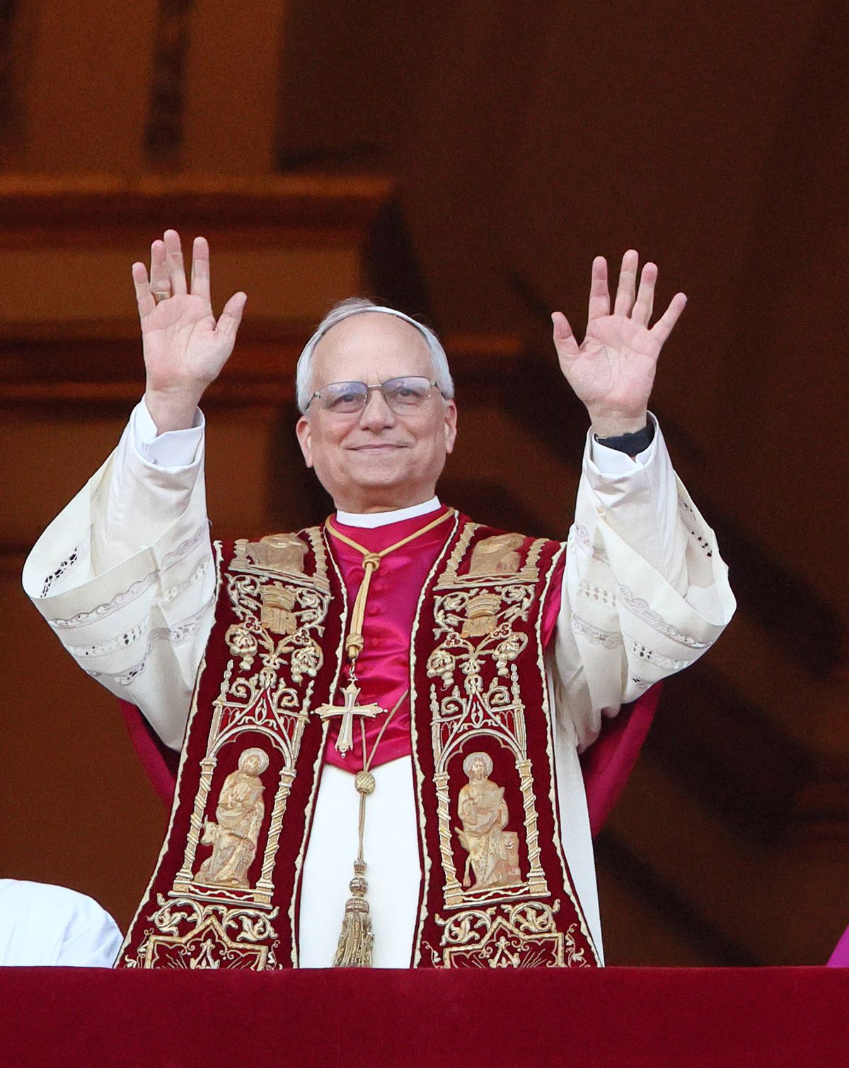 XIV. Leó a pápaválasztás napján az első beszédét tartja.