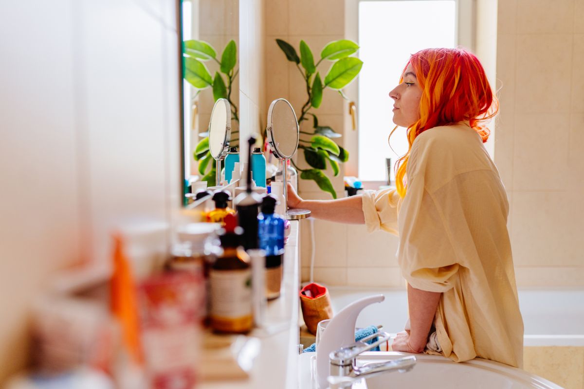 fürdőszoba mocskos része, zuhanyfej