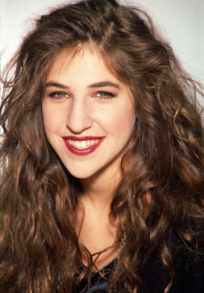 Mayim Bialik fiatalon robbant be a színészet világába.