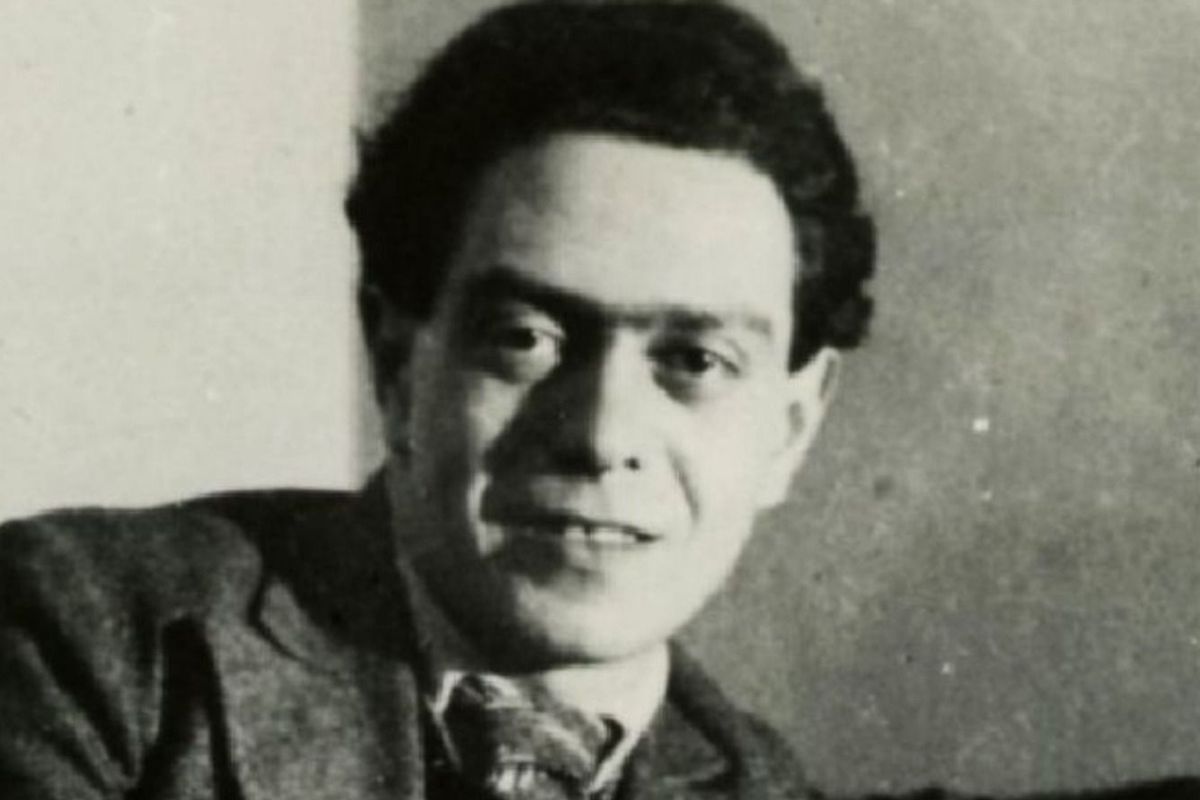 Zelk Zoltán versei a legnépszerűbb magyar írók sorába emelte őt.