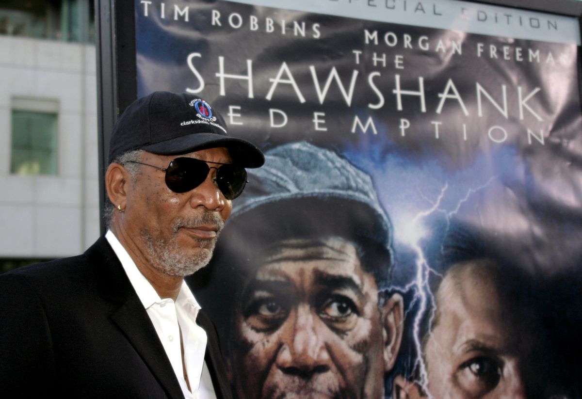 A világ legjobb filmje, ami ismerté tette Hollywood legkedveltebb narrátorát. Morgan Freeman A remény rabjai 20 éves évfordulóján.