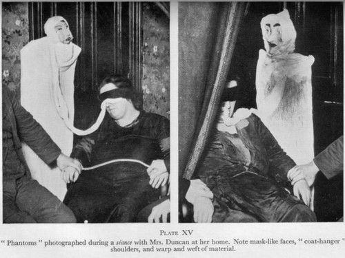 Boszorkányság: Helen Duncan szeánsza