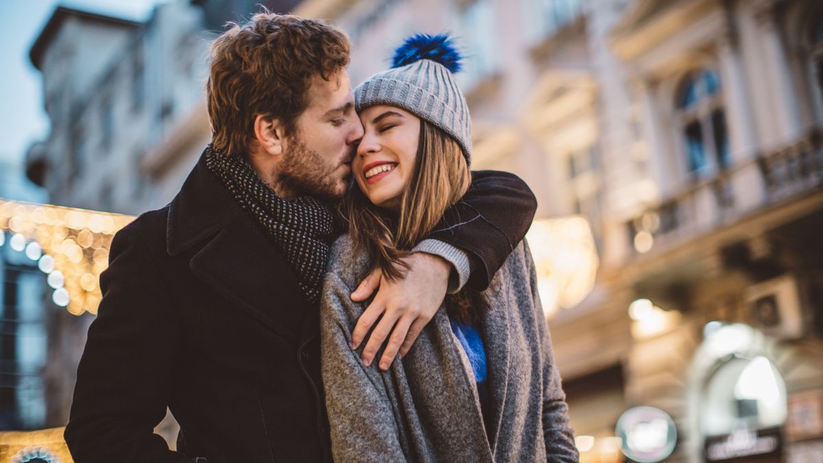 Szerelmi horoszkóp december 8.-14.: a Bika parázs vitákra számíthat, az Oroszlánra romantikus feltöltődés vár