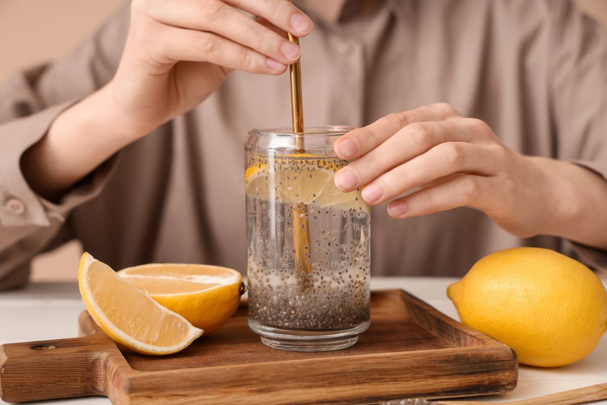 Chia magos belső zuhany ami lerobbantja rólad az úszógumit.