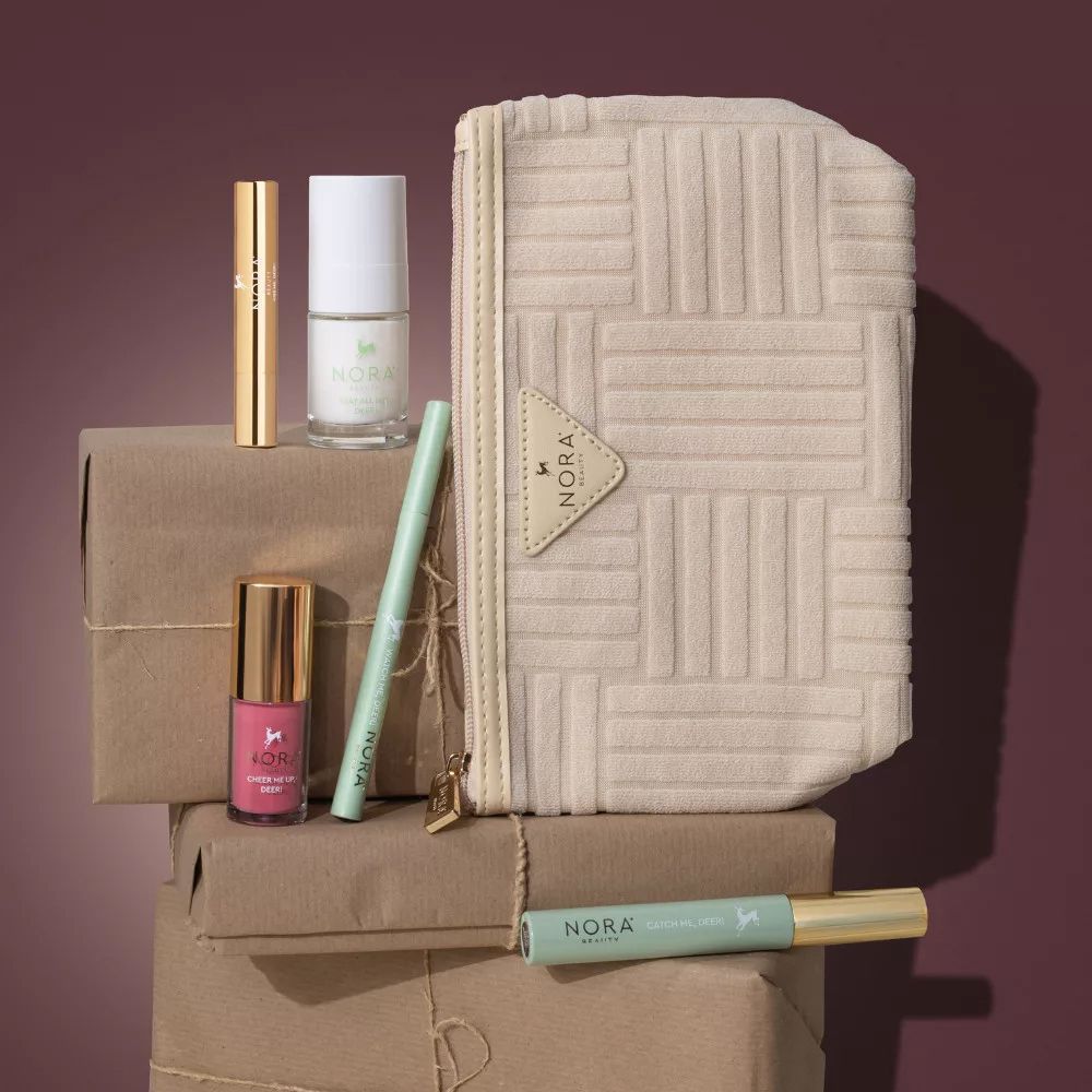 Nora Beauty karácsonyi sminkcsomag Forrás: norabeauty.com