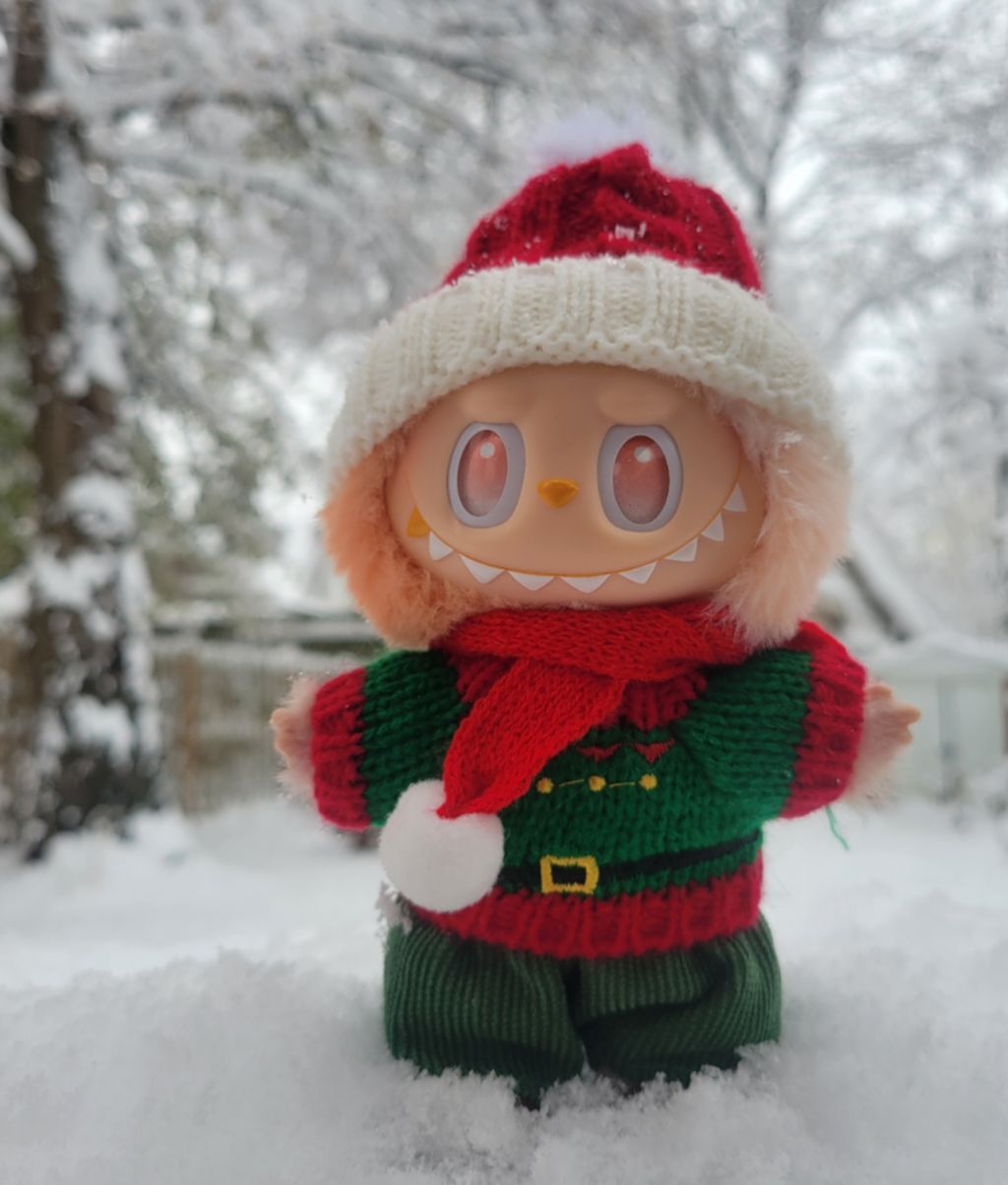 Snowfall-Chibi-Labubu