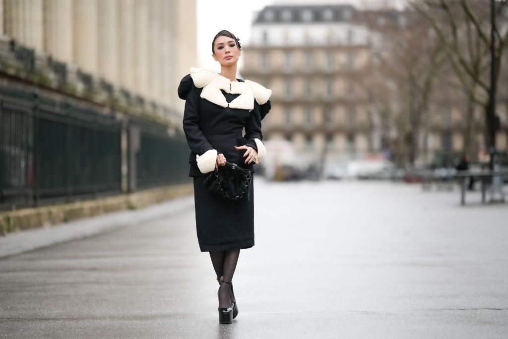 Heart Evangelista modell és a válltömés. 