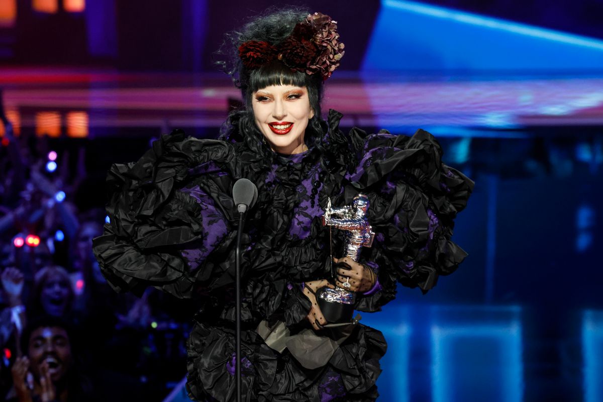 Lady Gaga beölözve