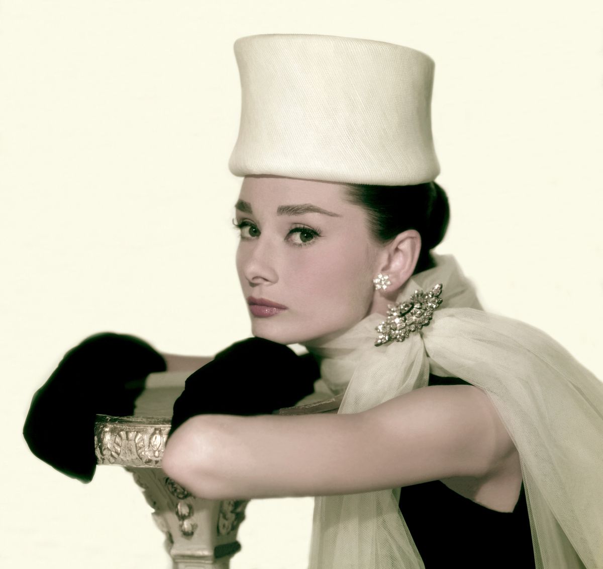 audrey hepburn ruhái