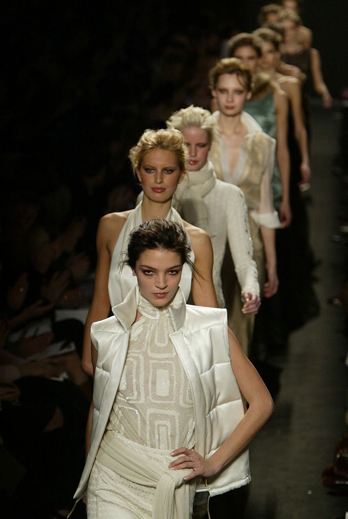 2004, Carolina Herrera divatshow-ja.