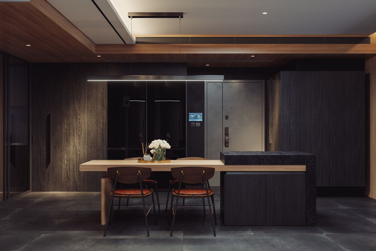 Fekete konyha: a túlságosan sötét összhatás is a lakáseladást nehezítő lakberendezési hibák közé tartozik.