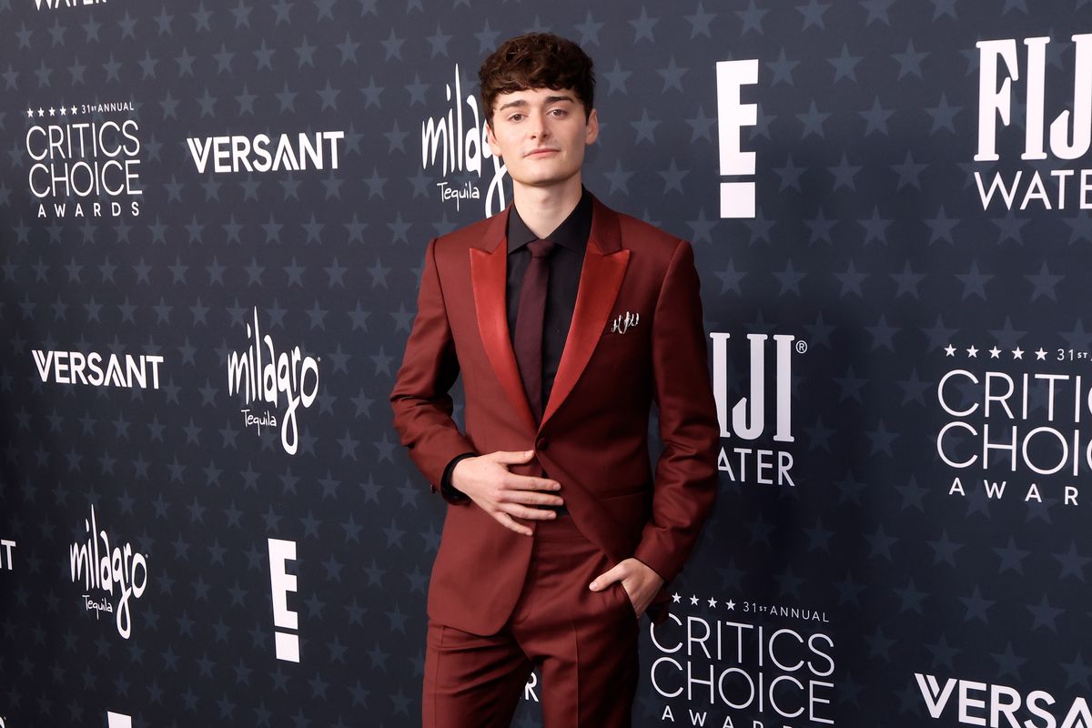 SANTA MONICA, CALIFORNIA - JANUARY 04: Noah Schnapp attends the 31st Annual Critics Choice Awards at Barker Hangar on January 04, 2026 in Santa Monica, California. (Photo by Taylor Hill/FilmMagic)