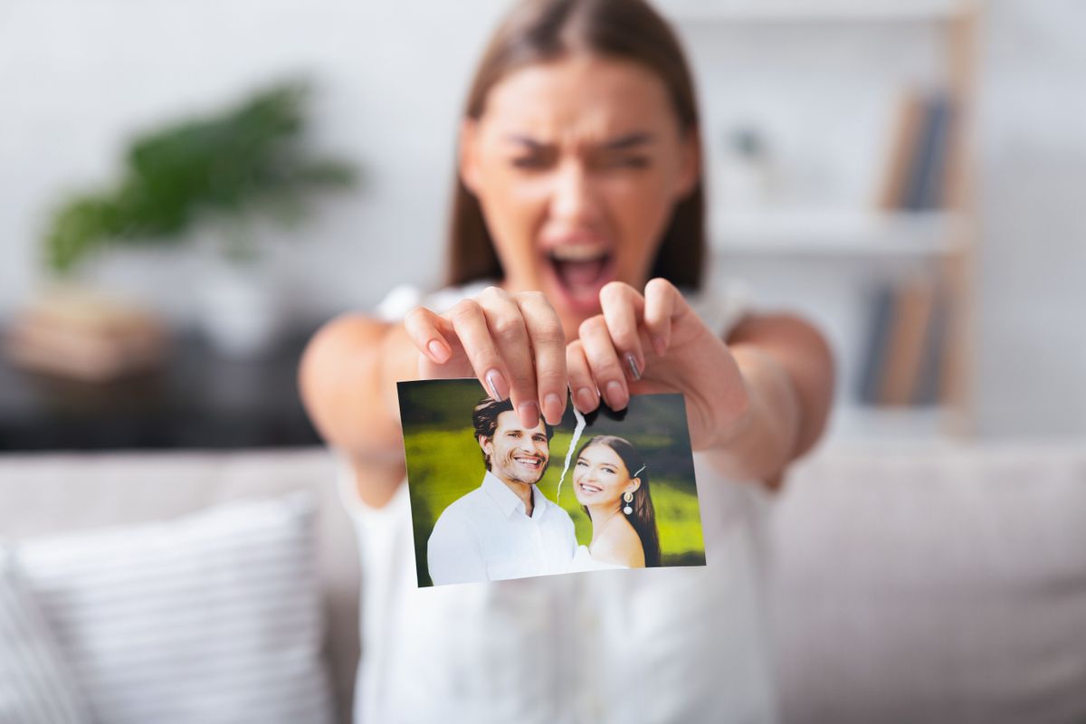 A szakítás lehet csendes eltűnés vagy hangos lezárás. A csillagjegyed sokat elárul arról, melyik áll közelebb hozzád.