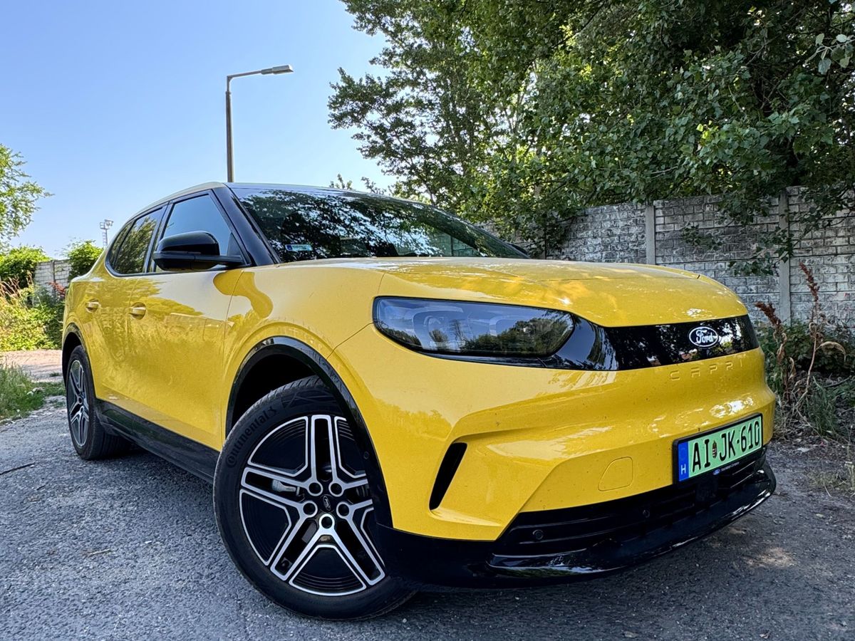 Ford Capri teszt: fotón az autó.