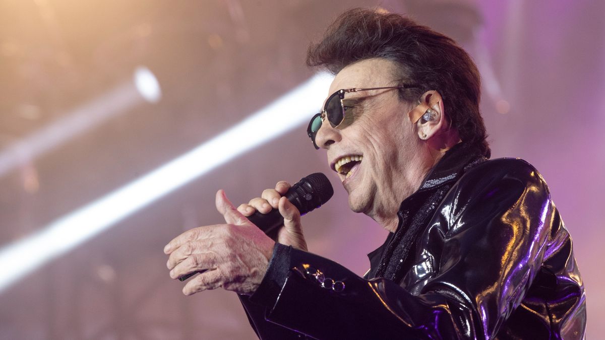 Meghalt Fenyő Miklós a Hungária zenekar frontembere